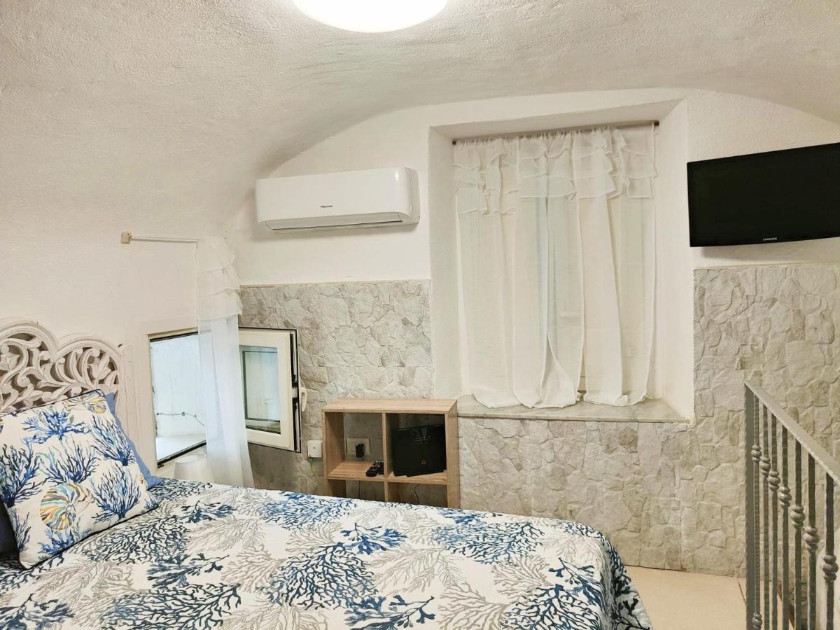 Appartement Casa Dell'Antico Teatro Di Neapolis Nel Centro Storico Di Napoli Extérieur photo